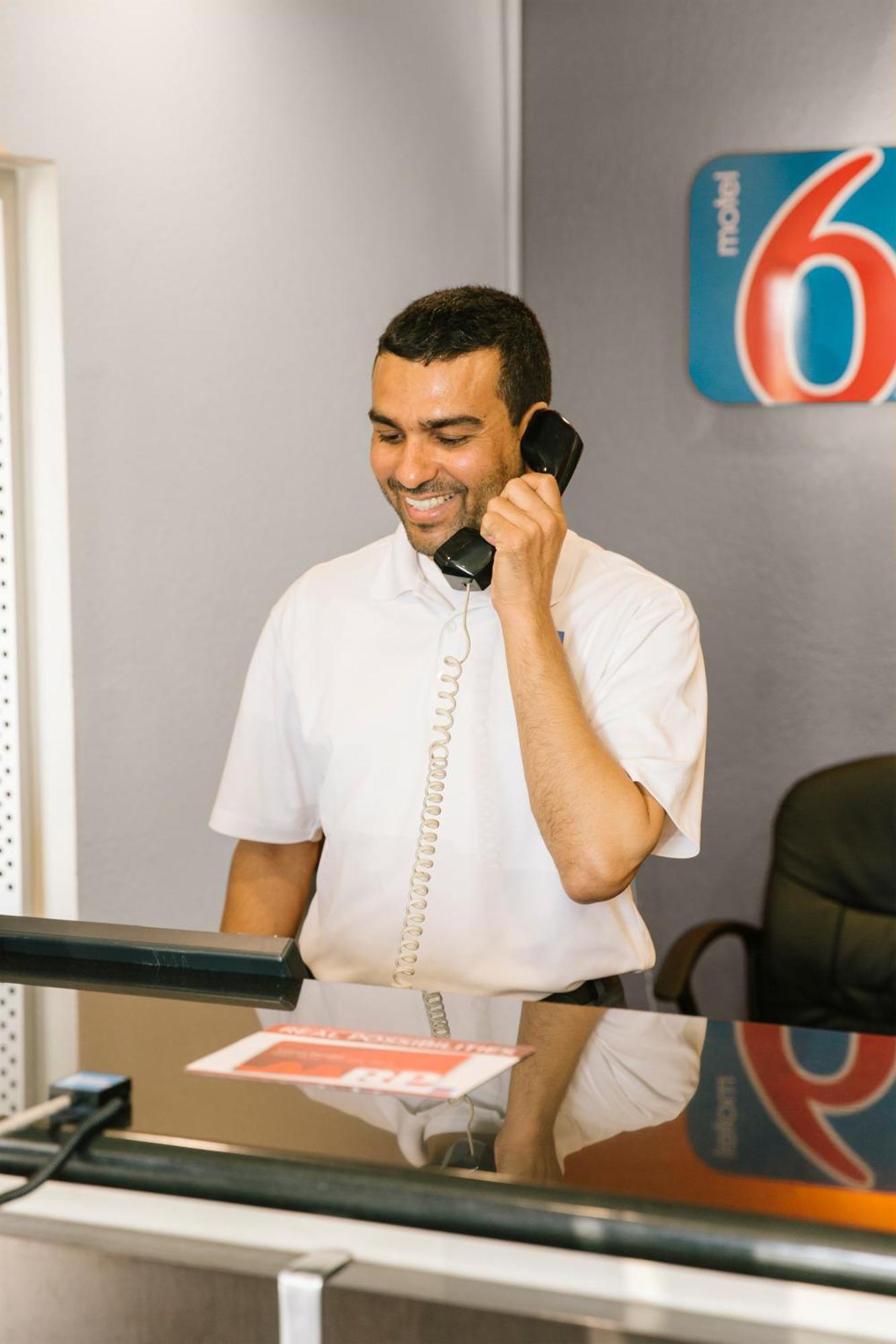 Motel 6-Greenville, Sc - I-85 Near Downtown Экстерьер фото